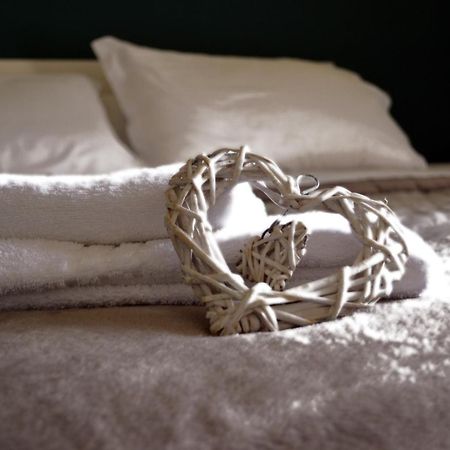 Il Viaggio Di Dante Historical Center Bed and Breakfast Napels Kamer foto
