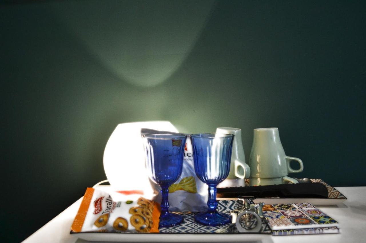 Il Viaggio Di Dante Historical Center Bed and Breakfast Napels Buitenkant foto