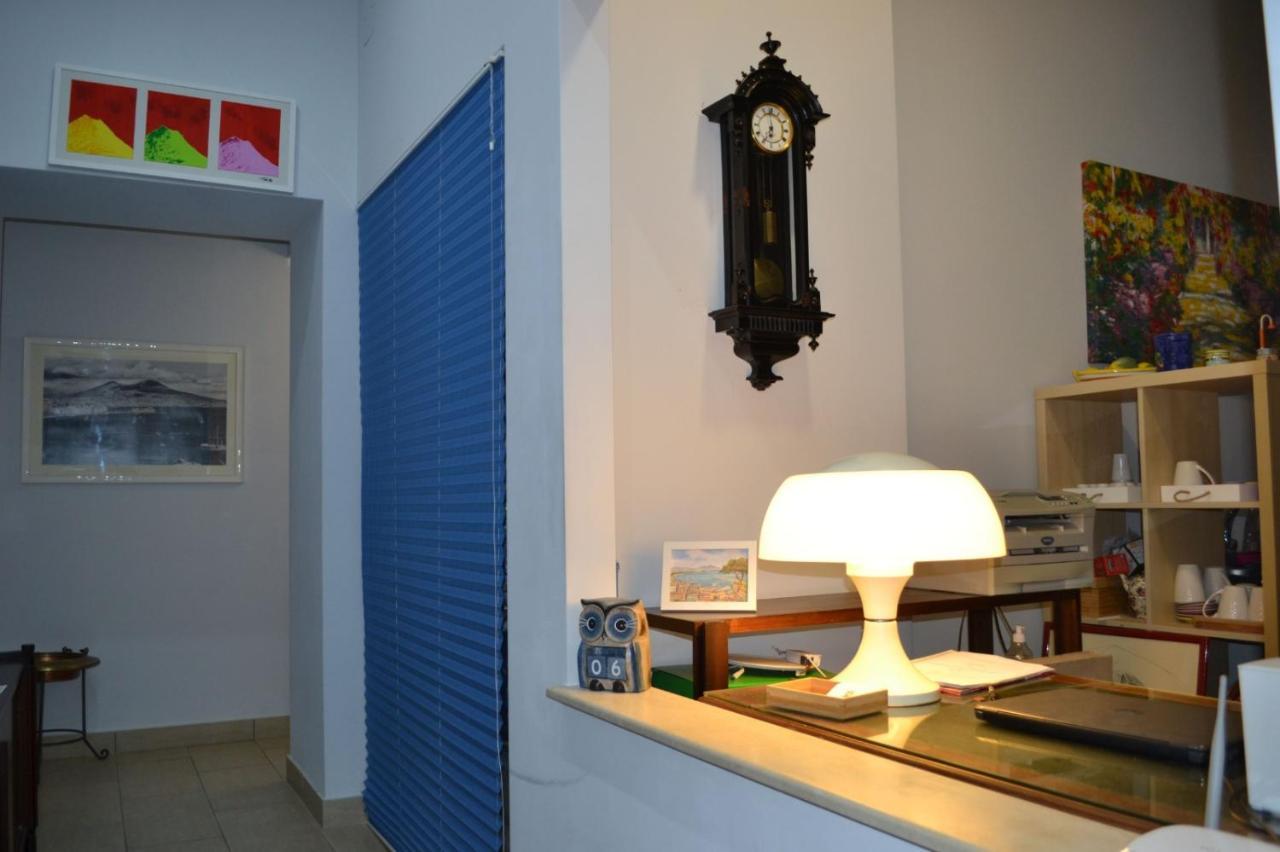 Il Viaggio Di Dante Historical Center Bed and Breakfast Napels Buitenkant foto