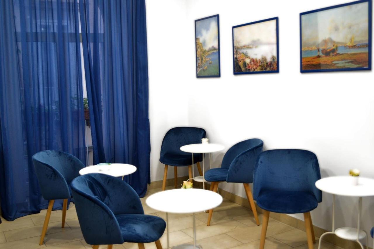 Il Viaggio Di Dante Historical Center Bed and Breakfast Napels Buitenkant foto