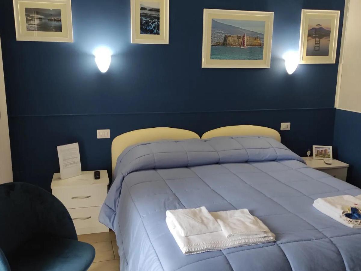 Il Viaggio Di Dante Historical Center Bed and Breakfast Napels Buitenkant foto