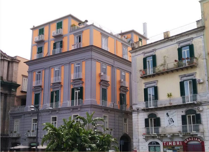 Il Viaggio Di Dante Historical Center Bed and Breakfast Napels Buitenkant foto