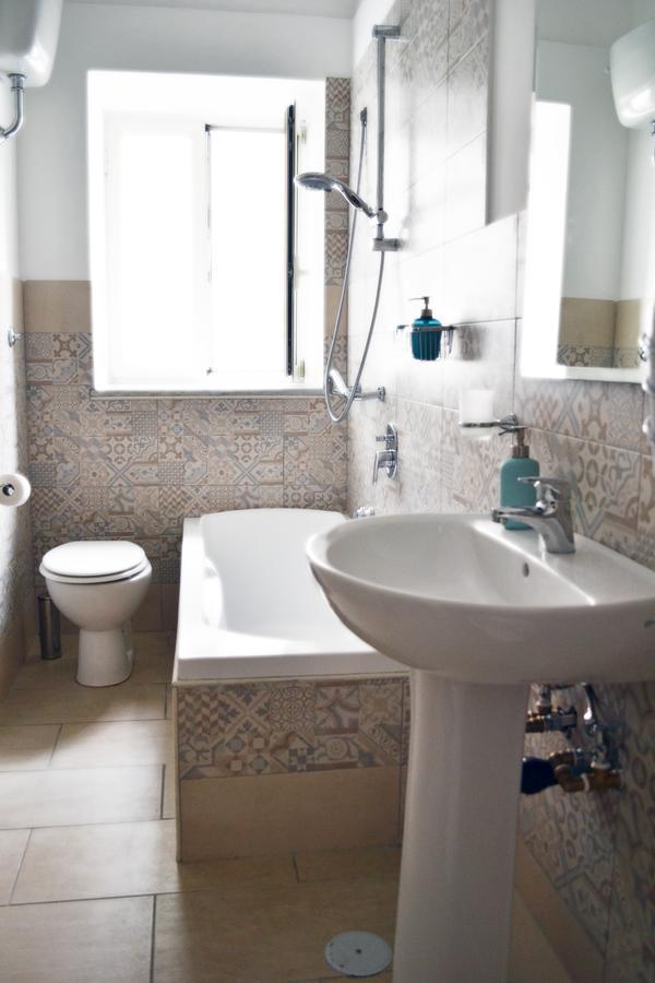 Il Viaggio Di Dante Historical Center Bed and Breakfast Napels Buitenkant foto